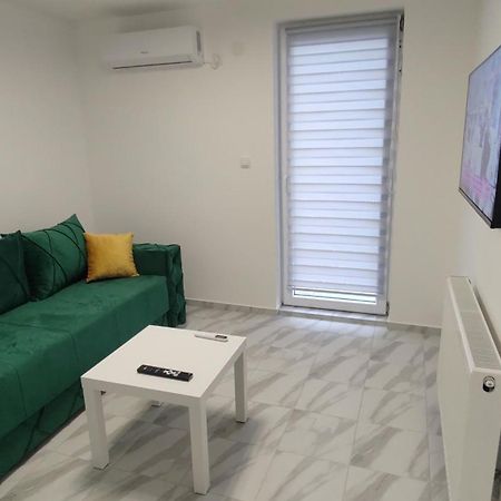 Apartman Big 2 โนวีซาด ภายนอก รูปภาพ